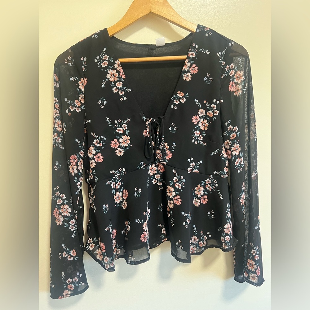 H&M blouse for sell